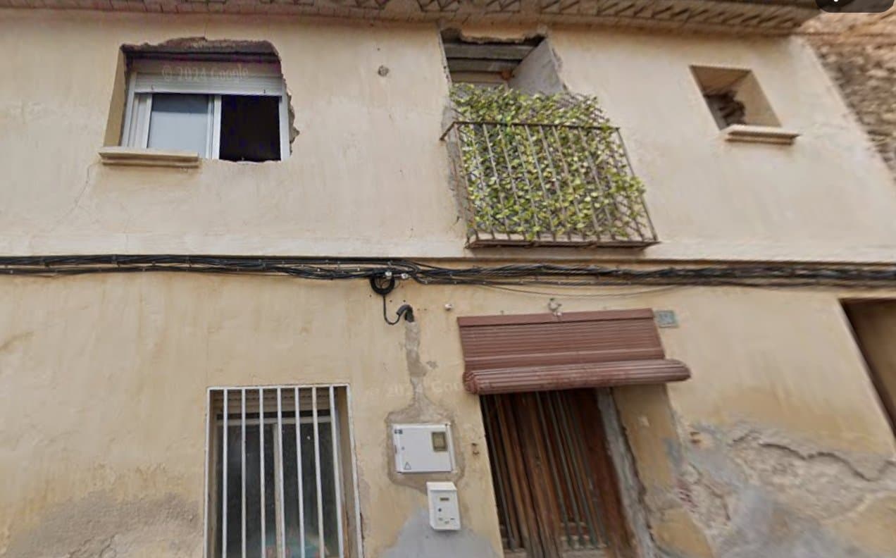 Townhouse refurbishment opportunity